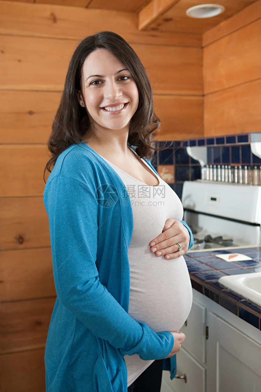 厨房孕妇图片
