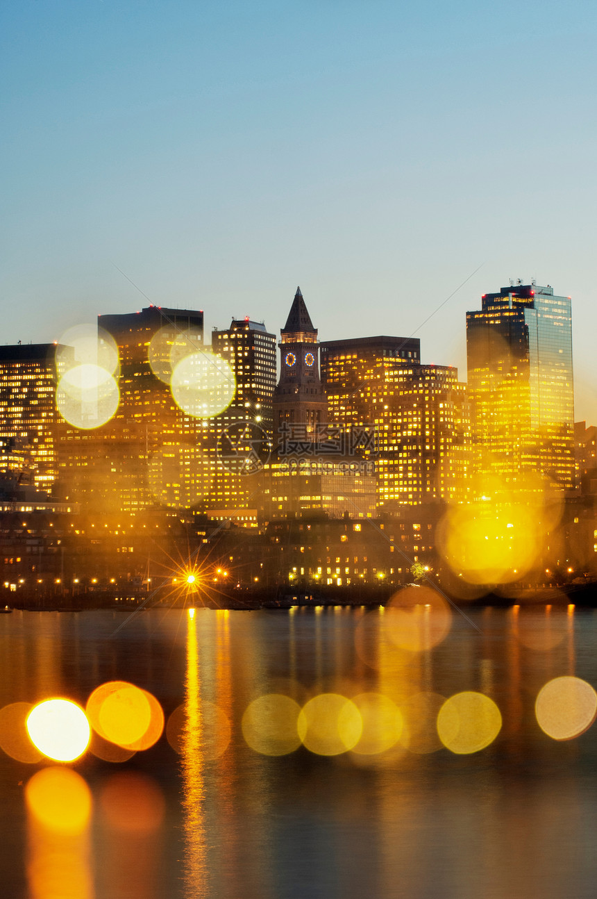 灯光和天际线，美国马萨诸塞州波士顿图片