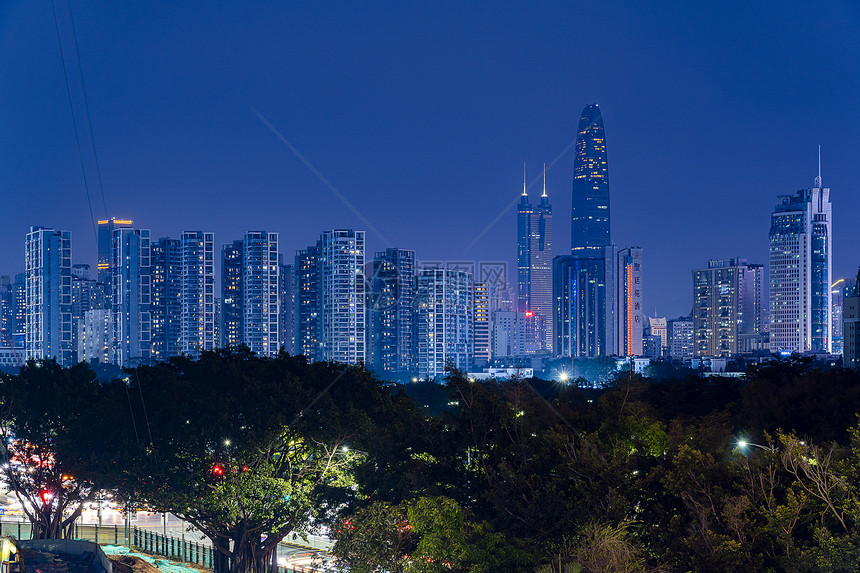 夜景深圳城市中心图片