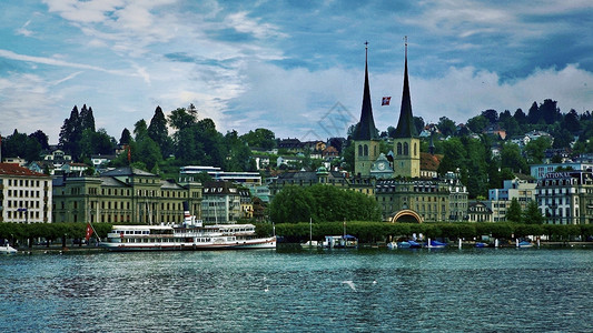 瑞士卢塞恩圣莱奥德伽尔教堂背景