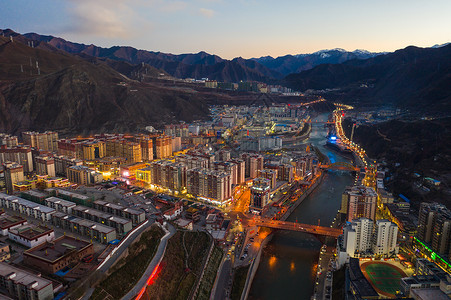 西藏自治区昌都市背景图片