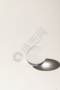 透明玻璃球背景图片