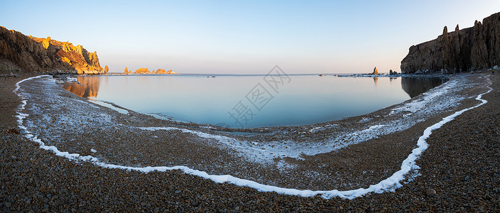 海滩上鹅软石大海风光背景