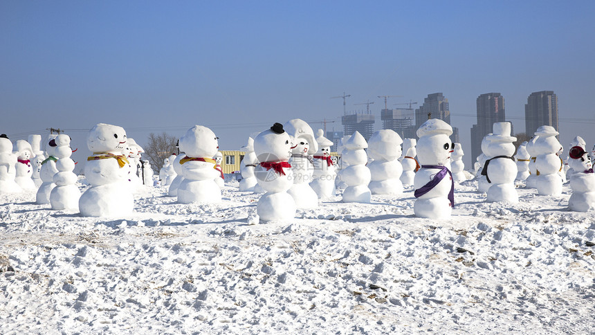  哈尔滨雪人谷图片