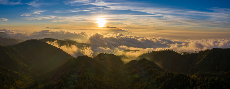 布罗莫火山航拍印尼布罗莫火山公园日落航拍背景