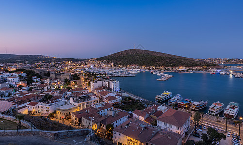 海边楼欧洲土耳其爱琴海海滨旅游城市切什梅日出背景
