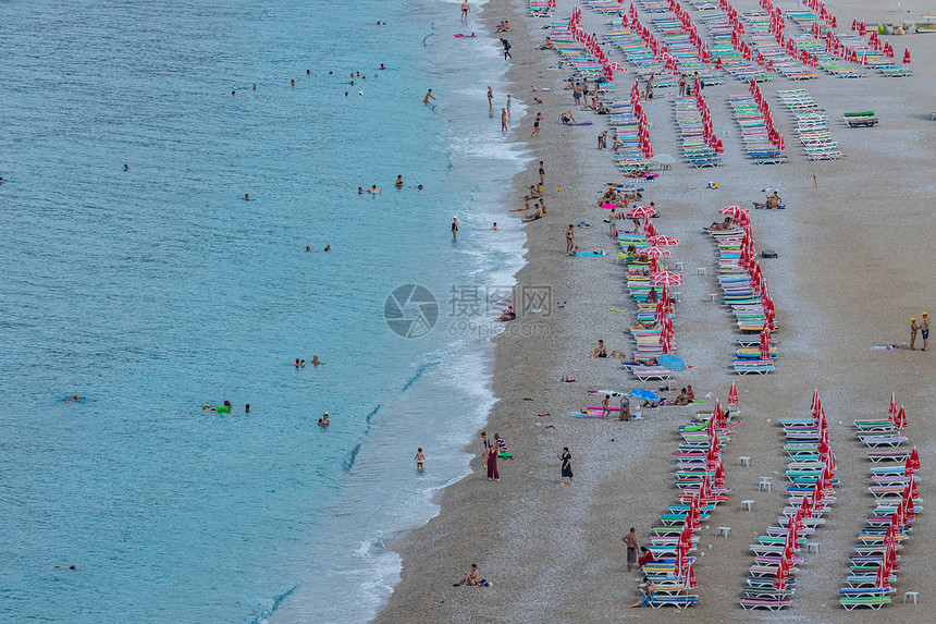 夏季蓝色爱琴海沙滩海边旅游度假图片