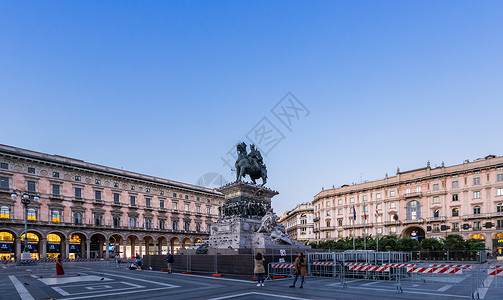 意大利时尚米兰大教堂广场背景