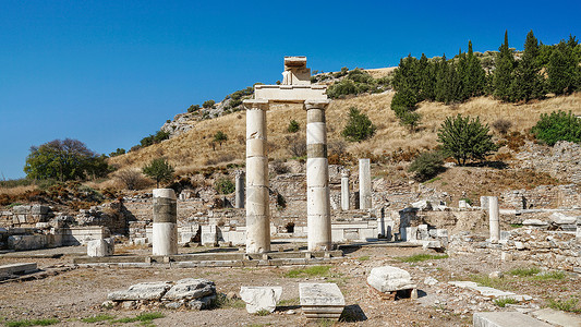 古罗马雕像土耳其以弗所古罗马古建筑群背景