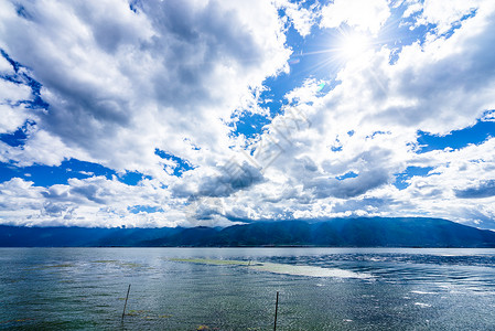 洱海畔风光图片