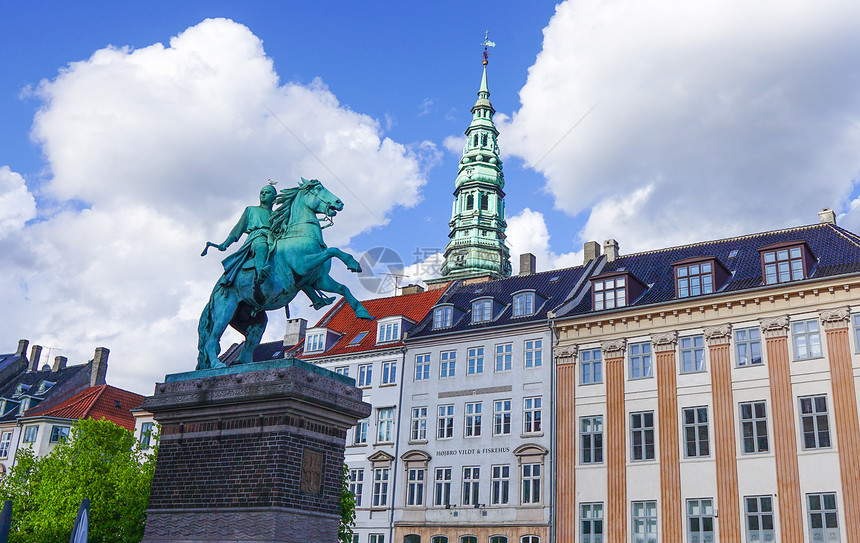 七月哥本哈根中心城区纪念碑图片