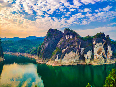 山水石贵州务川县九天母石背景