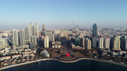 青岛五四广场及市政府全景五月的风高清图片素材