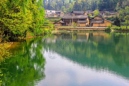 桐梓县碧水深潭背景