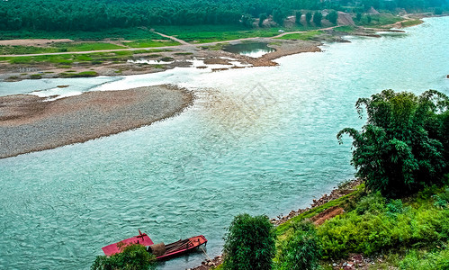 赤水河畔背景