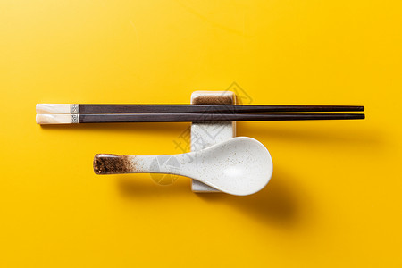咬筷子筷子勺子背景