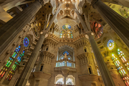 巴塞罗那著名景点圣家堂穹顶历史高清图片素材