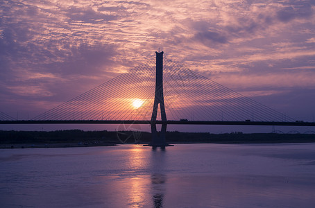 山东济南建邦黄河大桥夕阳背景