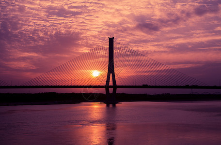 红夕阳山东济南建邦黄河大桥夕阳背景