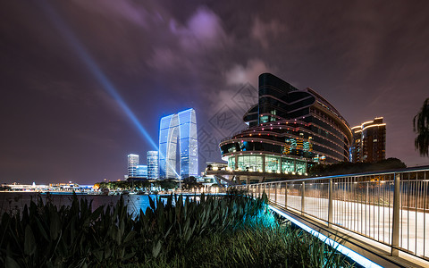 苏州东方之门的夜景夜景灯光城市高清图片素材