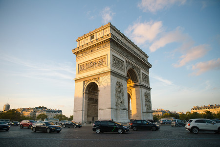 黄昏下的法国巴黎凯旋门建筑高清图片素材