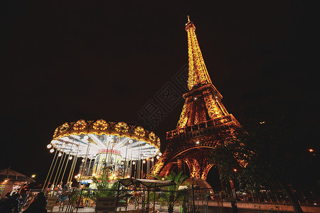 法国巴黎埃菲尔铁塔建筑夜景风光图片