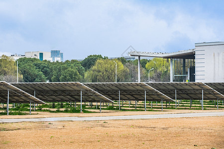 热能工厂里的太阳能电池板背景