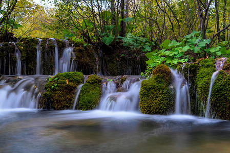 普利特维采国家公园瀑布小景高清图片