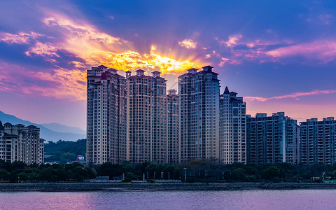 夕阳下的福州楼盘大气高清图片素材