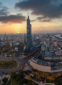 南京鼓楼黄昏南京紫峰大厦航拍全景图背景