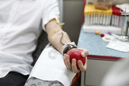 献血输血献血车采血室高清图片