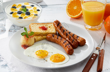 美式早餐早晨面包架高清图片