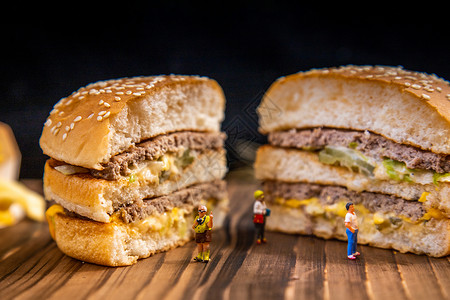 小汉堡美味汉堡快餐薯条微距小人背景
