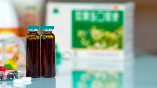 褐色的核褐色玻璃瓶装药品背景