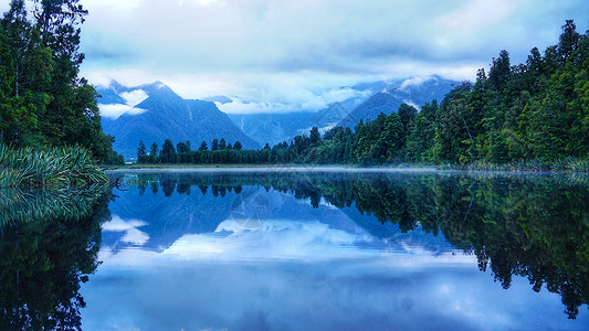 马湖新西兰福克斯马瑟森湖清晨背景