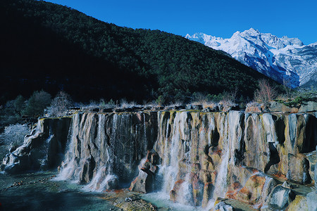 丽江沪沽湖自然风景白天玉龙雪山蓝月谷自然风景背景