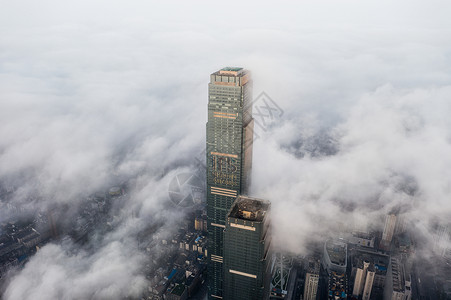 长沙五一广场云雾下的长沙国金中心背景