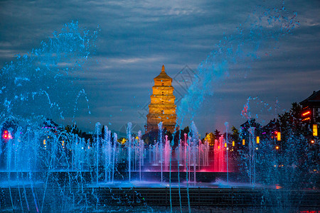 西安大雁塔喷泉夜景图片素材