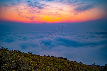 贵州乌蒙山日出云海图片