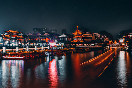 南京夫子庙秦淮河畔古建筑夜景中国旅游日高清图片素材