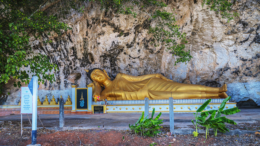泰国寺庙卧佛信仰宗教图片