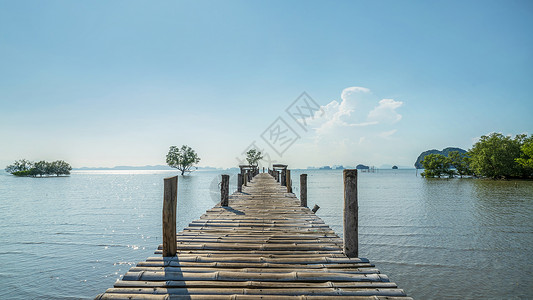 海滨栈道泰国甲米大海木栈道栈桥背景