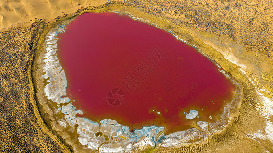 巴丹吉林沙漠达格图红海子高清图片
