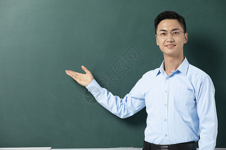 黑板前的男性教师讲课模特高清图片素材