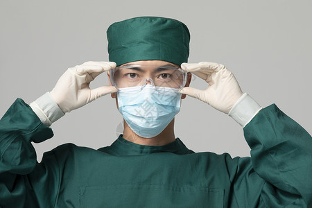 男性医生防疫戴口罩护目镜中国人高清图片素材