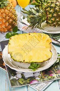 香水菠萝菠萝馅饼高清图片