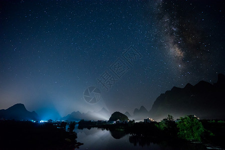 夜景山水广西桂林山水夜晚星空背景