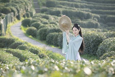 汉服古装美女拿斗笠背景