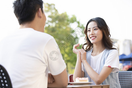 情侣约会聊天图片