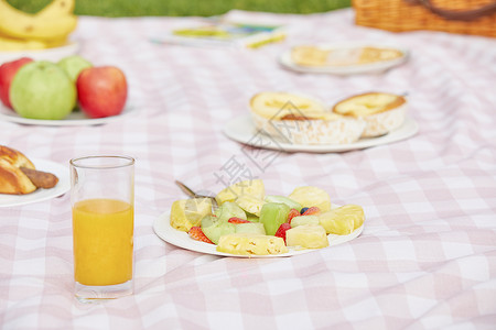 户外野餐生活方式松饼篮高清图片